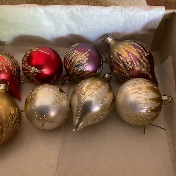 Vintage Christmas Classics Ornaments Set Of 10 Glass Colorful W Gold Sparkles - Picture 5 of 10